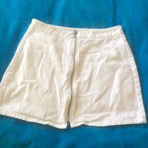 White denim skirt